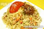 Linguini with artichokes and lobster