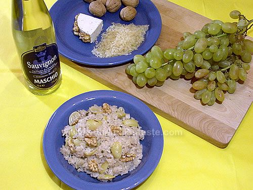 Risotto with white grape