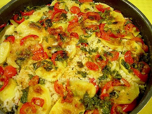 Tiella riso, patate e cozze