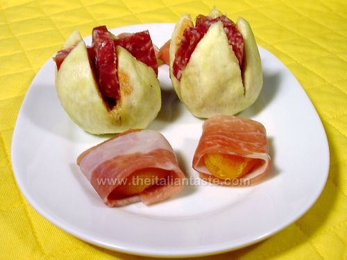 Salumi e frutta abbinamento perfetto