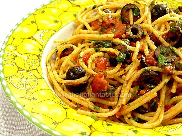 Puttanesca spaghetti