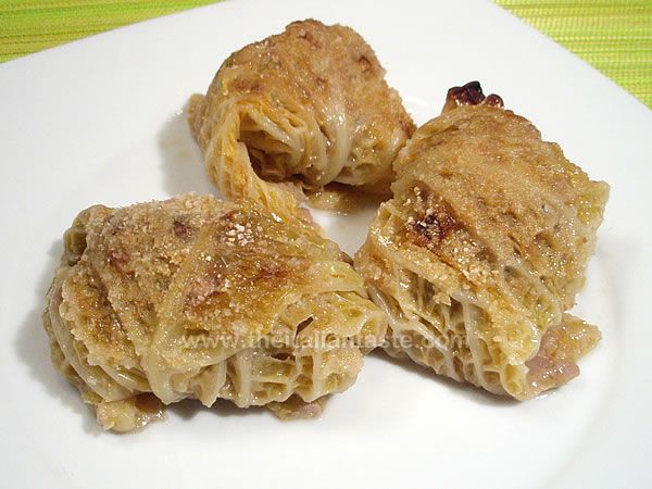 Cabbage rolls, the authentic capunet from Piedmont
