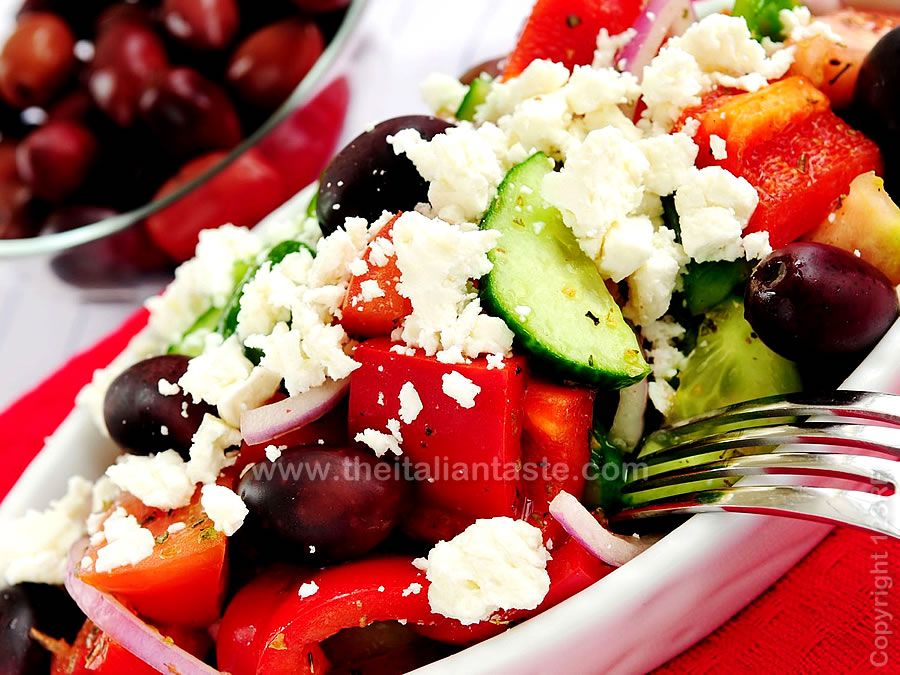 Insalata greca con feta