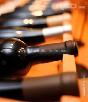 bottiglie di vino varie